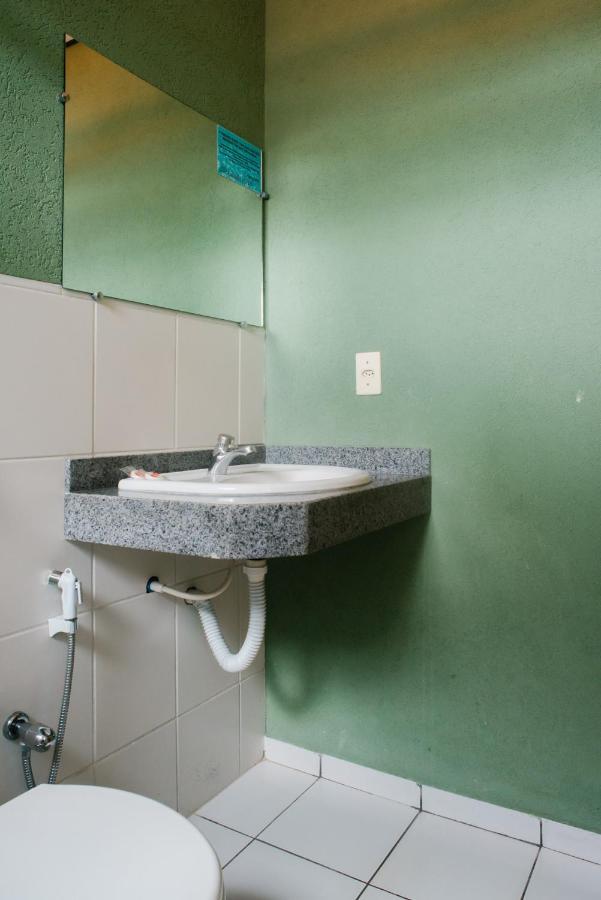 Oyo Cerrado Hotel, Campo Grande Campo Grande  Ngoại thất bức ảnh A wall-mounted sink